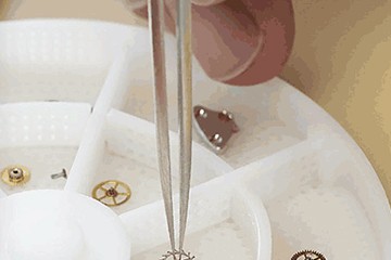 百达翡丽手表更换表链